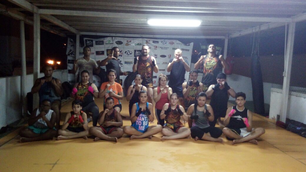Acompanhe as atividades do Grupo de Muay Thai do Centro Social Madre Tereza